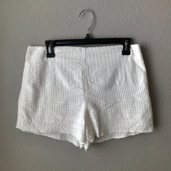 FREE PEOPLE EYELET LACE HIGH WAISTED SHORTS​​ - Picture 1 of 6